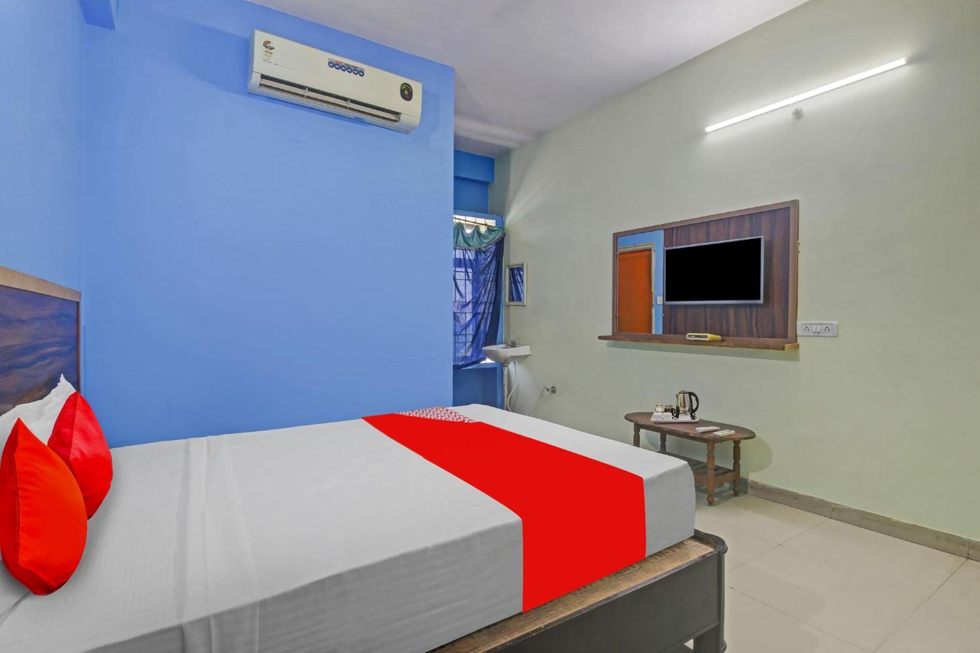 Hotel O Satya Inn Karimnagar Exterior foto
