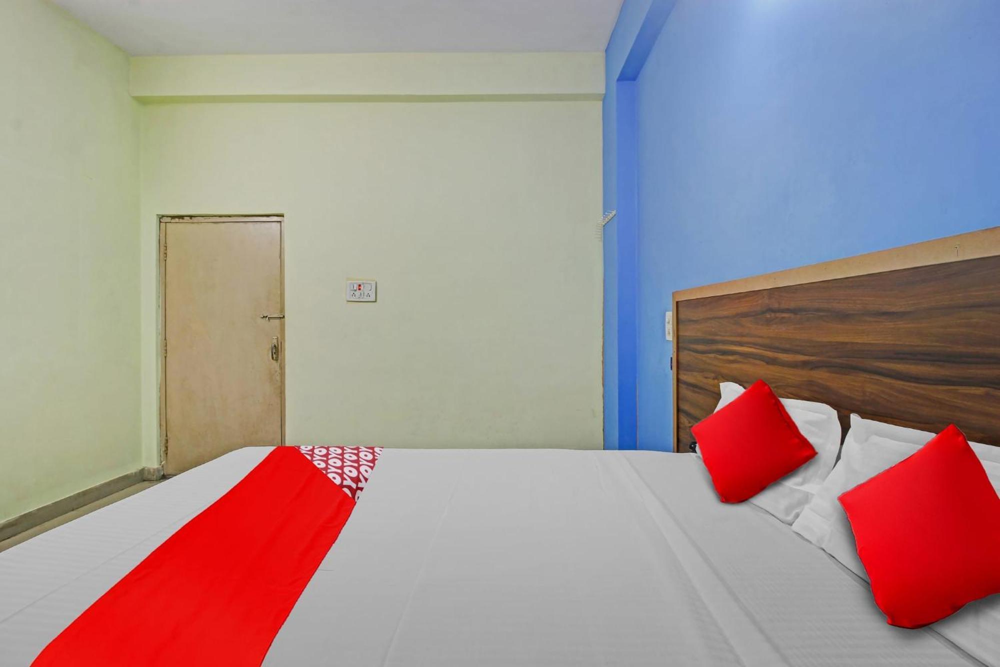 Hotel O Satya Inn Karimnagar Exterior foto