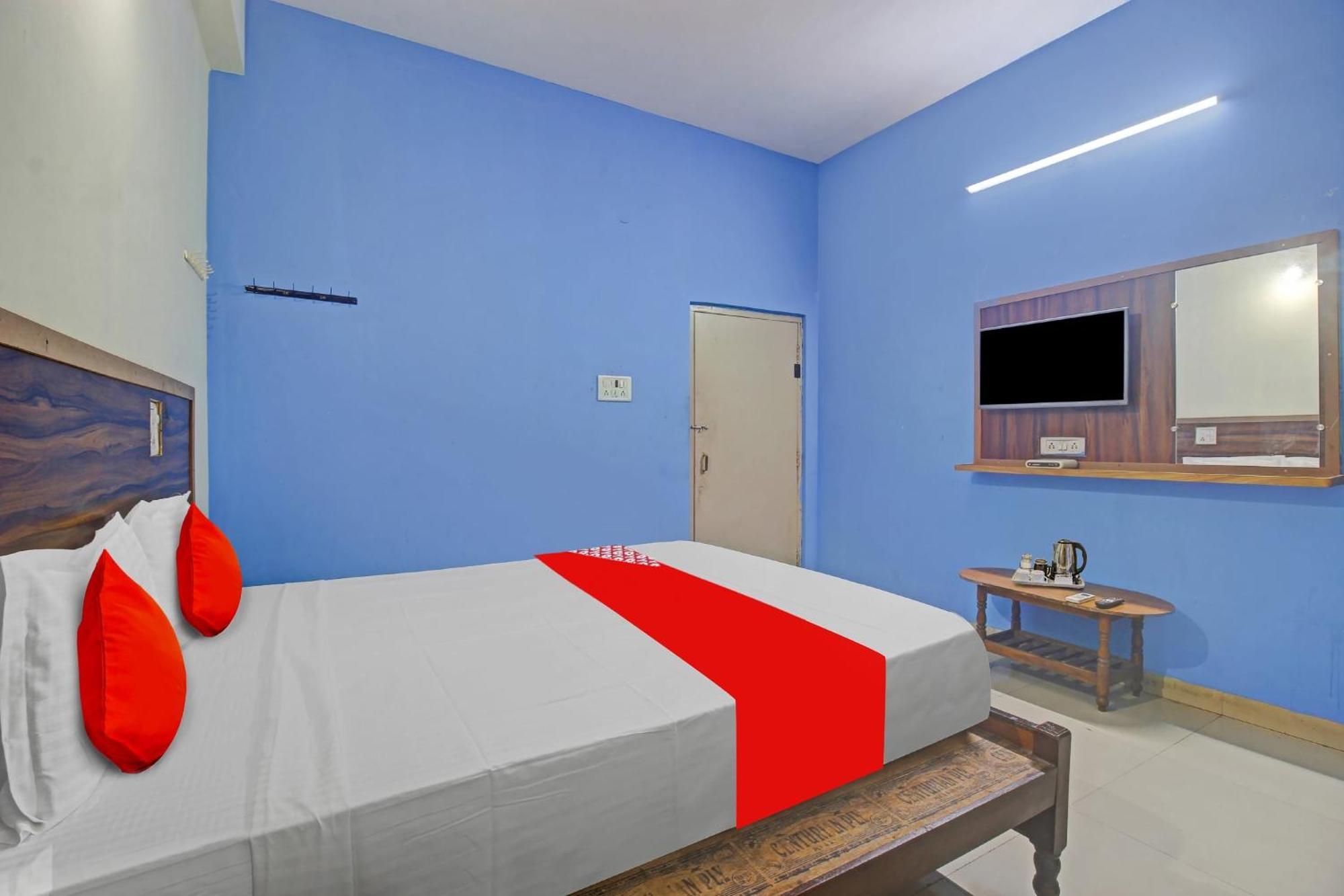 Hotel O Satya Inn Karimnagar Exterior foto